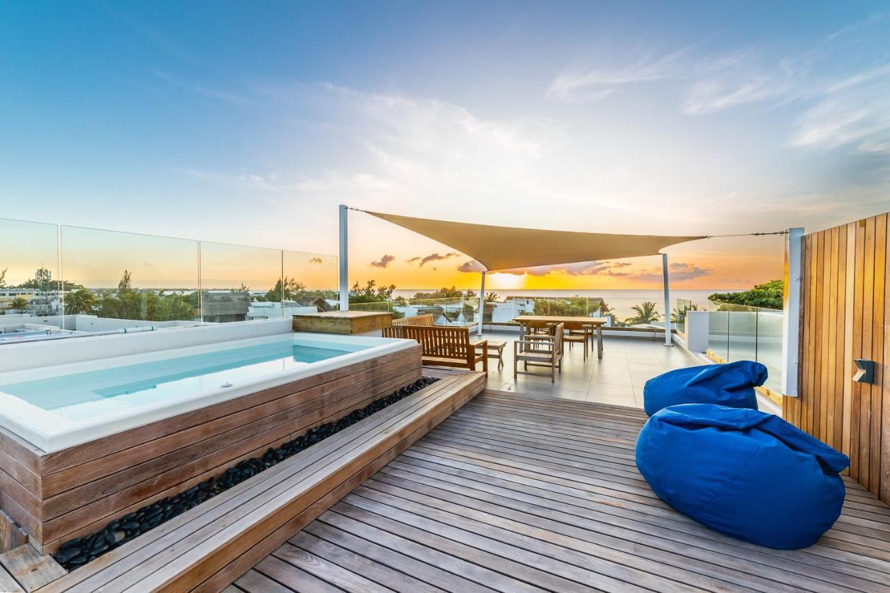 Penthouse 13 - One Bay Residence With Private Rooftop Terrace And Dip In Pool Pereybere Beach Εξωτερικό φωτογραφία