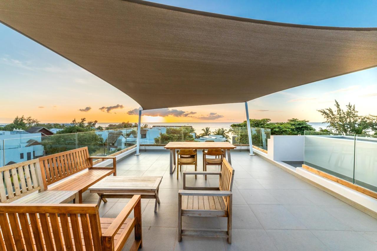 Penthouse 13 - One Bay Residence With Private Rooftop Terrace And Dip In Pool Pereybere Beach Εξωτερικό φωτογραφία