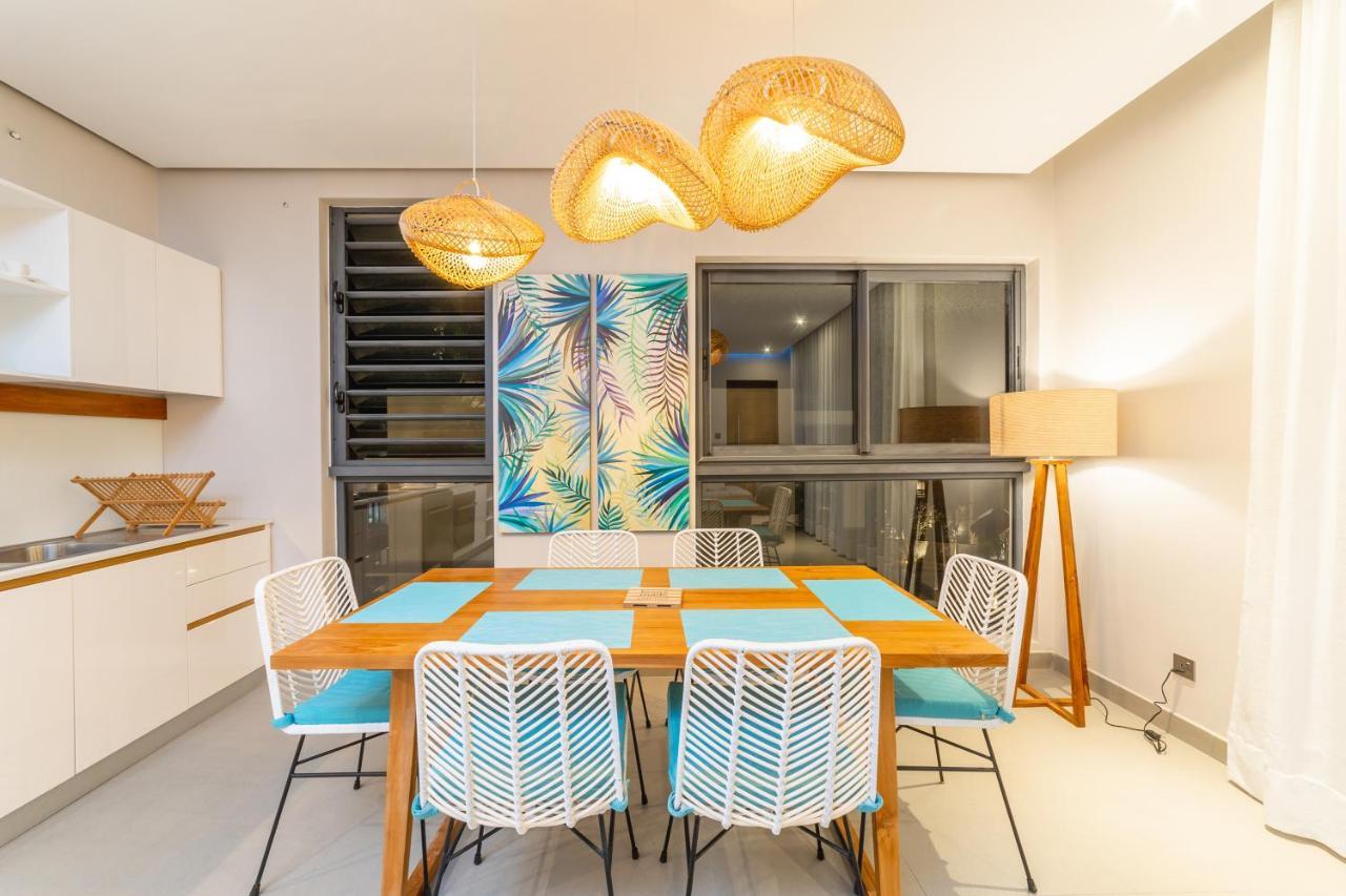 Penthouse 13 - One Bay Residence With Private Rooftop Terrace And Dip In Pool Pereybere Beach Εξωτερικό φωτογραφία
